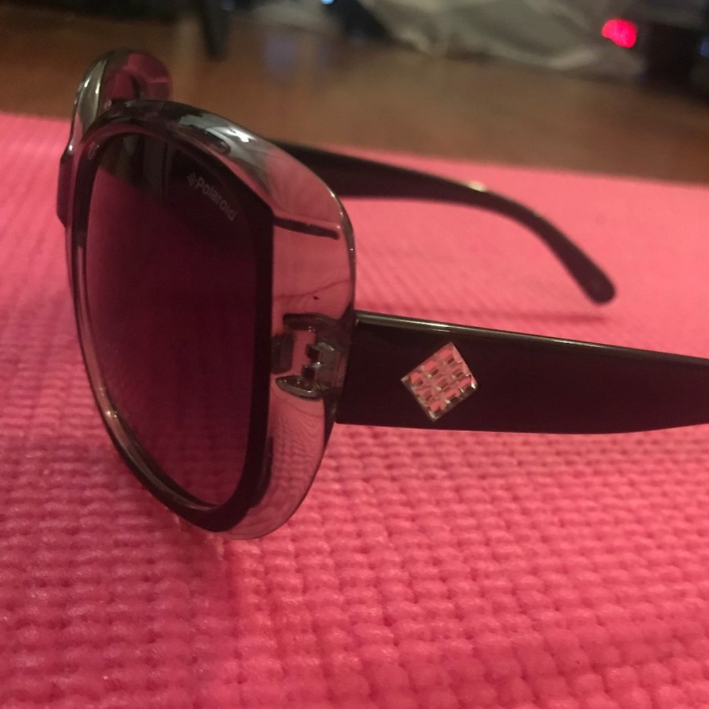 Authentic polaroid glasses
